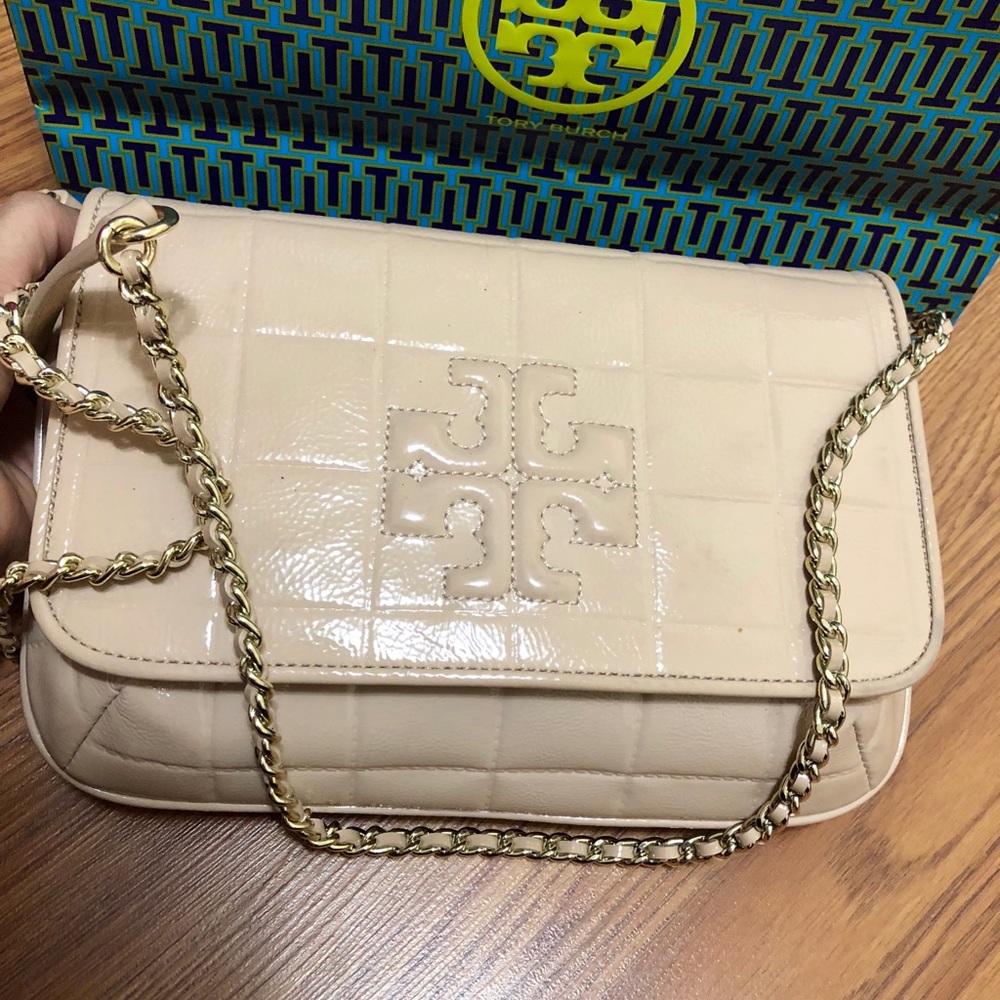 Crossbody bag